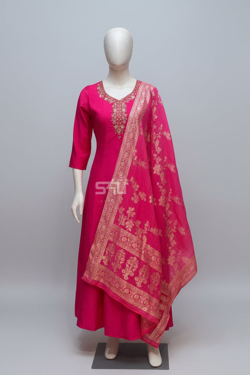 đ¸ Elegant Kurti with Dupatta Set đ¸